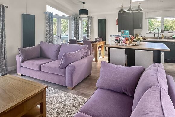 The Meadow Retreat - St Agnes Holiday Park, Blackwater, St Agnes