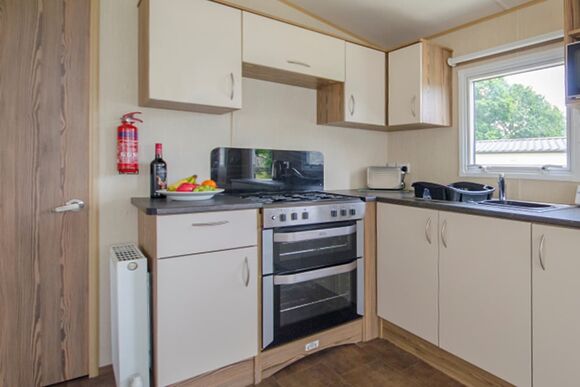Silver  3 Caravan (Pet Friendly) - Sand le Mere Holiday Village, Tunstall, Nr Withernsea