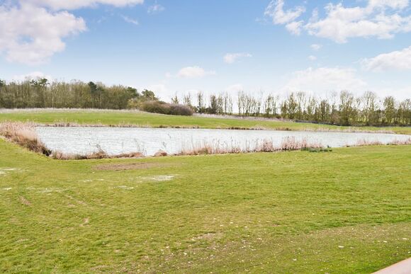 Ash Lodge - Saxon Mound, Elsworth, near Cambridge