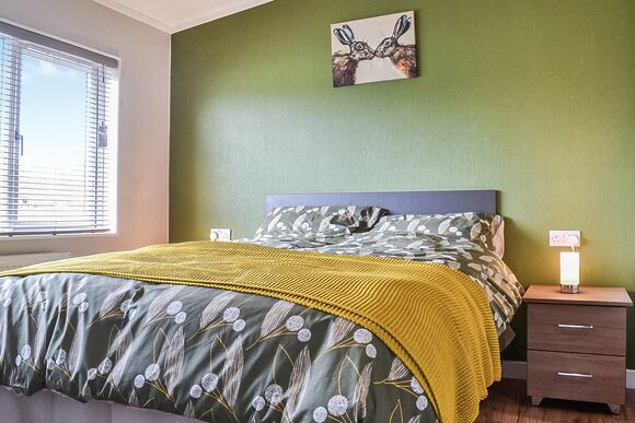 Beech Lodge - Saxon Mound, Elsworth, near Cambridge