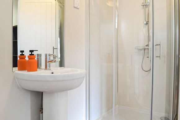 Beech Lodge - Saxon Mound, Elsworth, near Cambridge