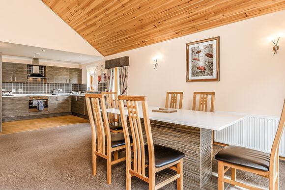 Montgomerie Executive Lodge - St Andrews Forest Lodges, Kincaple, St Andrews