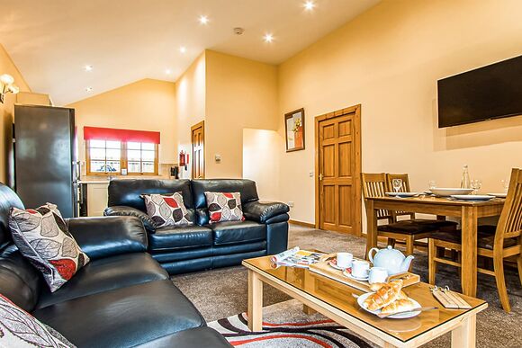 Lawrie Plus - St Andrews Forest Lodges, Kincaple, St Andrews