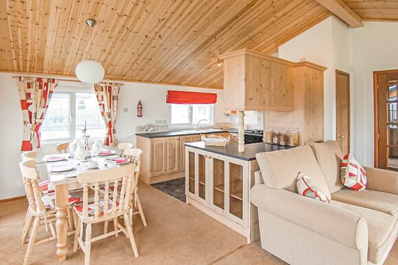 Typical SG 3 Bed Silver Lodge (Pet) 