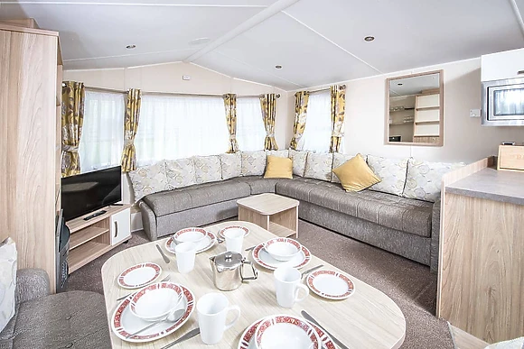 3 Bed Silver Caravan 