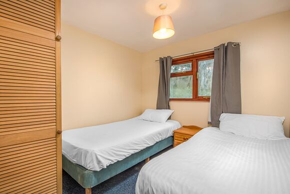 2 Bed Bronze assisted Chalet Pet - Sandy Glade Holiday Park, Burnham-on-Sea