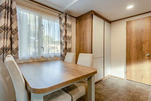 Gold Premium Caravan with parking - Sandford, Sandford, Poole