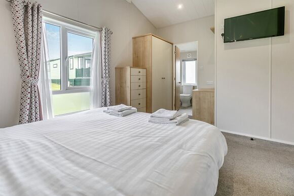 Deluxe Lodge with parking & ensuite - Sandford, Sandford, Poole