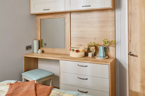 Platinum 2 Pet Friendly Caravan with Decking sleeps 4 - Par Sands, Par