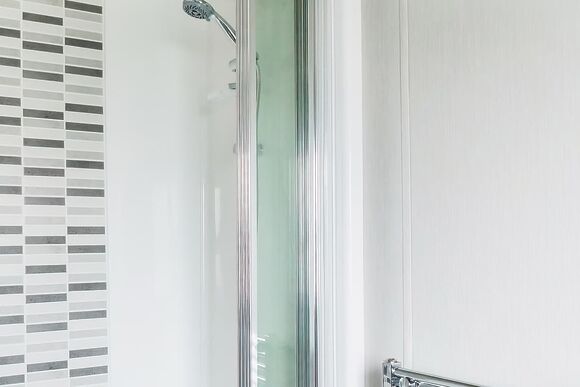 Silver  2 Caravan with Decking - Par Sands, Par