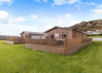 Darcy&rsquo;s VIP - Scarborough Lodge Retreat, Scarborough