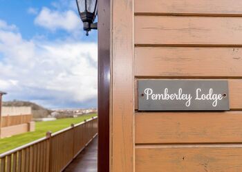 Pemberley VIP - Scarborough Lodge Retreat, Scarborough