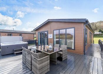 Wildfell VIP - Scarborough Lodge Retreat, Scarborough