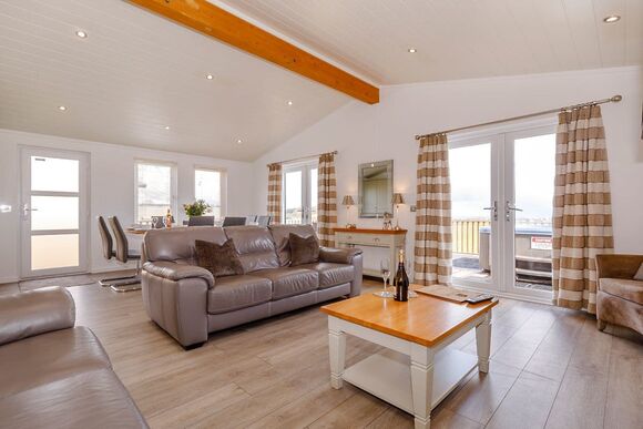 Darcy&rsquo;s VIP - Scarborough Lodge Retreat, Scarborough