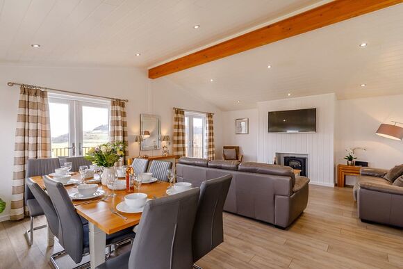 Darcy&rsquo;s VIP - Scarborough Lodge Retreat, Scarborough