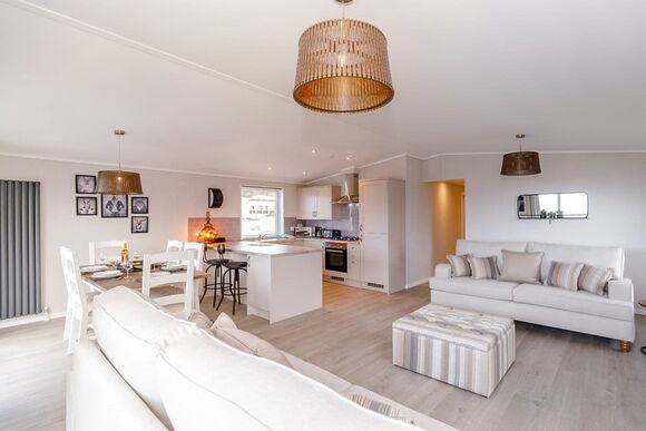 Heathcliff VIP - Scarborough Lodge Retreat, Scarborough