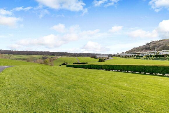 Haworth VIP - Scarborough Lodge Retreat, Scarborough