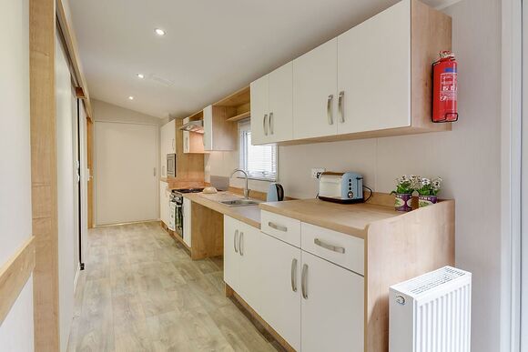 Ivy Caravan 2 (Accessible) - Scoutscroft Holiday Park, Coldingham, Nr Eyemouth