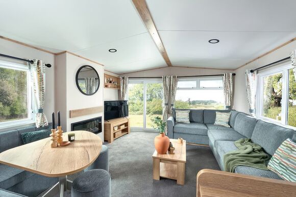 Ivy Caravan (Sleeps 6, Pet Friendly) - Scoutscroft Holiday Park, Coldingham, Nr Eyemouth