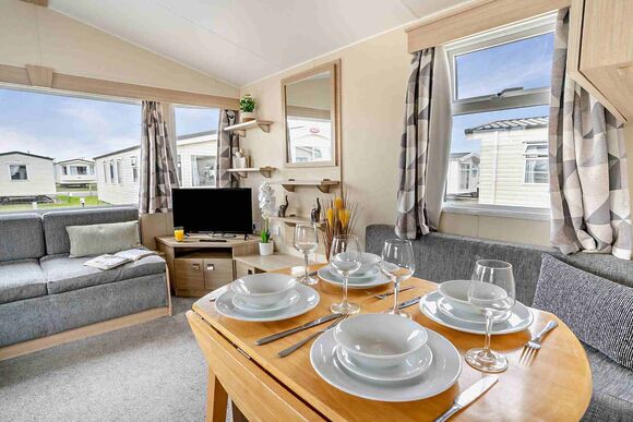 Bronze 3 Bedroom Caravan, Sleeps 8. With parking and decking, Bronze 3 Bedroom Caravan, slps 8, parking and deck P - Sea Acres, Kennack Sands, The Lizard