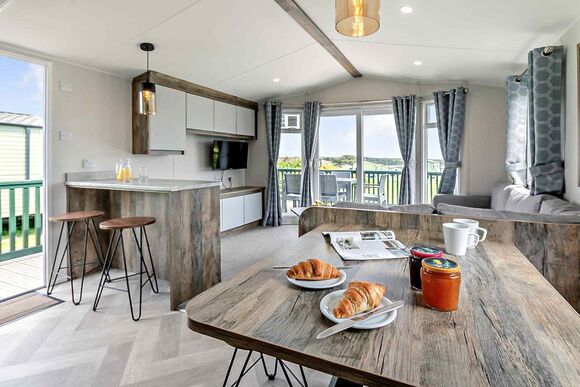 Gold Premium 3 Caravan, slps 8, parking & decking P, Gold Premium 3 Bedroom Caravan, Sleeps 8. With parking & decking - Sea Acres, Kennack Sands, The Lizard