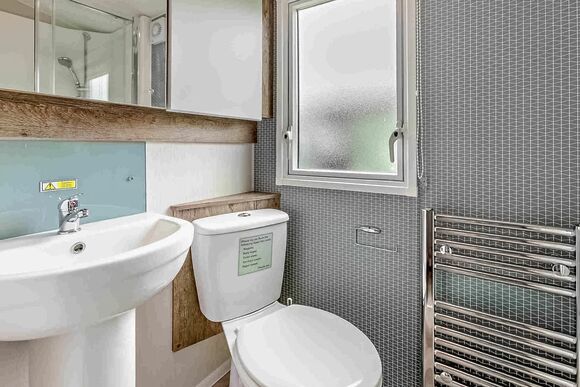 Gold Premium 3 Caravan, slps 8, parking & decking P, Gold Premium 3 Bedroom Caravan, Sleeps 8. With parking & decking - Sea Acres, Kennack Sands, The Lizard