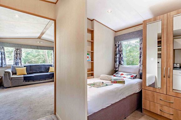 Silver Accessible with parking & decking - Sea Acres, Kennack Sands, The Lizard
