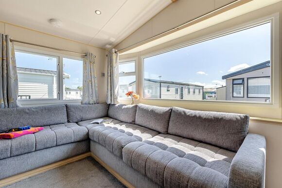 Bronze 1 Bedroom Caravan, Sleeps 3 - Sea Acres, Kennack Sands, The Lizard