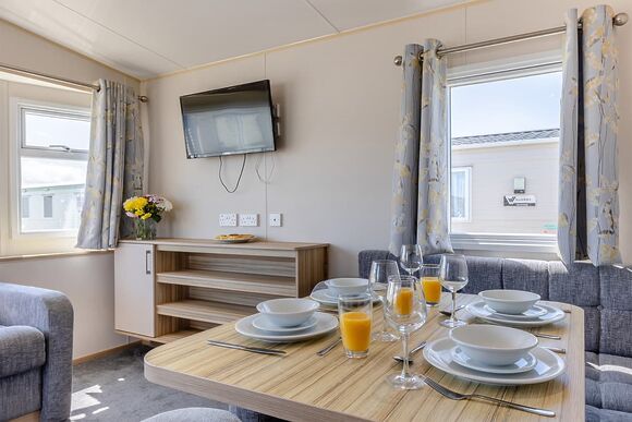 Bronze 1 Bedroom Caravan, Sleeps 3 - Sea Acres, Kennack Sands, The Lizard