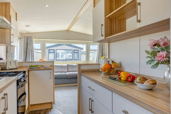 Bronze 1 Bedroom Caravan, Sleeps 3 P - Sea Acres, Kennack Sands, The Lizard