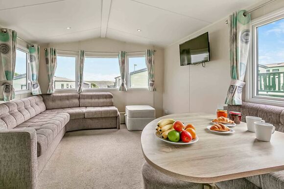 Bronze 2 Bedroom Caravan, Sleeps 6. With parking, Bronze 2 Bedroom Caravan, Sleeps 6 - Sea Acres, Kennack Sands, The Lizard