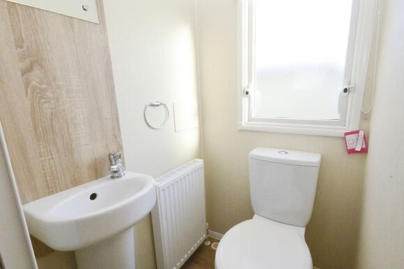 Gold  4 Caravan (Pet Friendly) - Seawick Holiday Park, St Osyth, Clacton-on-Sea