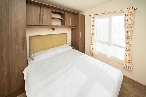 Silver  2 Caravan (Pet Friendly) - Seawick Holiday Park, St Osyth, Clacton-on-Sea