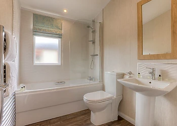 Platinum Cabin with Hot Tub  