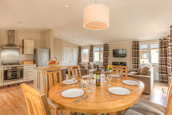 Platinum 8 Lodge - Searles Leisure Resort, Hunstanton