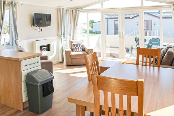 Platinum Cabin with Hot Tub - Searles Leisure Resort, Hunstanton