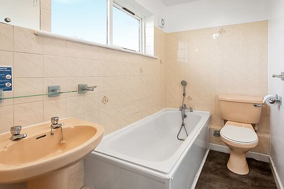 LP24134: Bronze 1 Chalet - Polperro Holiday Park, Polperro, Nr Looe