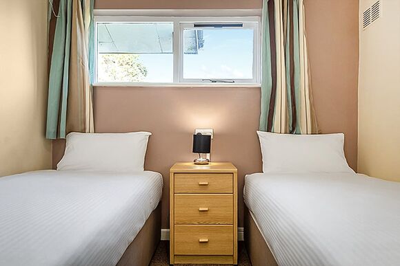 Silver Chalet 2 - Polperro Holiday Park, Polperro, Nr Looe