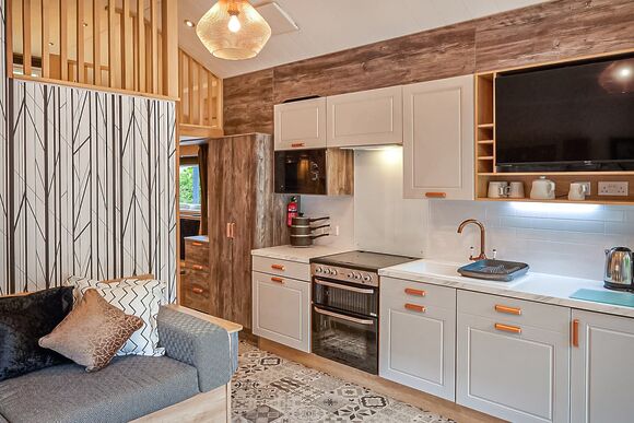 Premier Forest Pod (Pet) - Stratheck Holiday Park, Dunoon