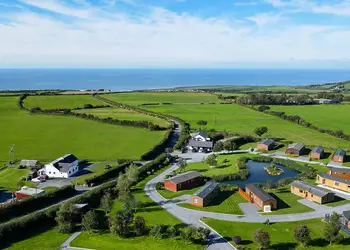 Seven Springs, Llanon