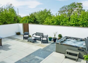 Island View - Seven Springs, Llanon