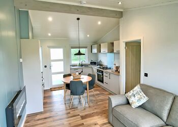 Cambrian Retreat - Seven Springs, Llanon