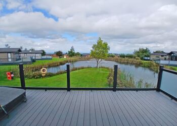 Kingfisher Lodge - Seven Springs, Llanon