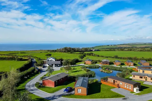 Seven Springs, Llanon