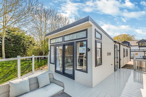 Willow Lodge - Sycamore Farm Park, Burgh Le Marsh