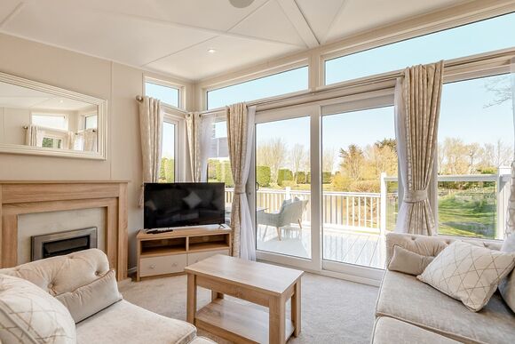 Willow Lodge - Sycamore Farm Park, Burgh Le Marsh