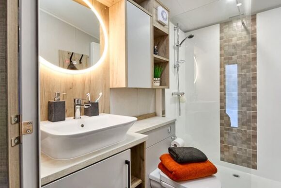 Chestnut Lodge 2 - Sycamore Farm Park, Burgh Le Marsh