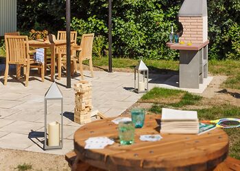 Coastal Hideaway Shepherds Hut - Sun Haven Holiday Park, Mawgan Porth, Nr Newquay