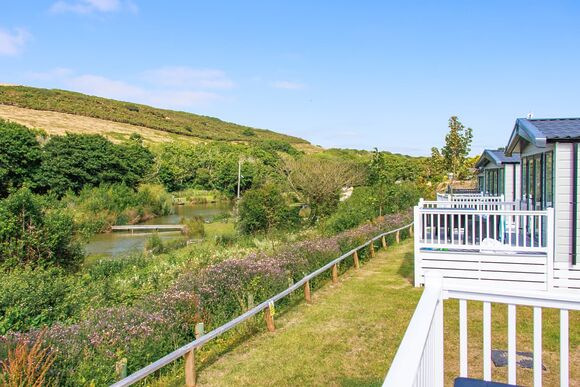 Luxury Plus 2 Bed - Sun Haven Holiday Park, Mawgan Porth, Nr Newquay