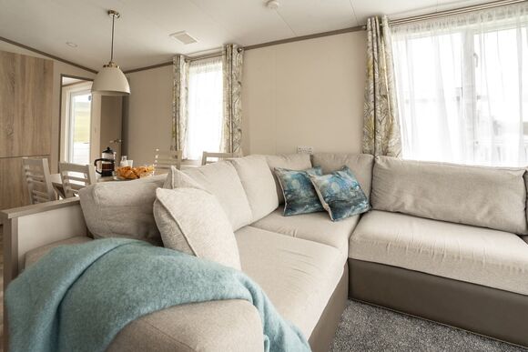 Luxury Plus 2 Bed - Sun Haven Holiday Park, Mawgan Porth, Nr Newquay